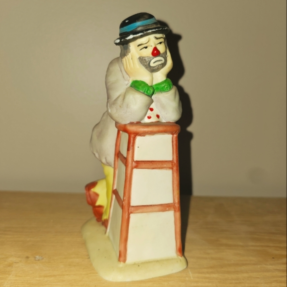 Vintage Emmet Kelly Jr. Porcelain Clown Leaning on Stool by Flambro